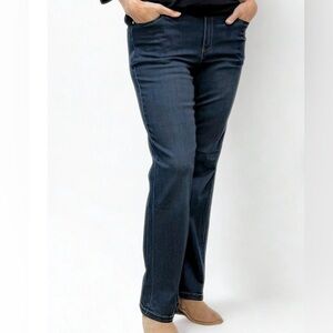 CARRELI Black Straight Leg Women's Jeans